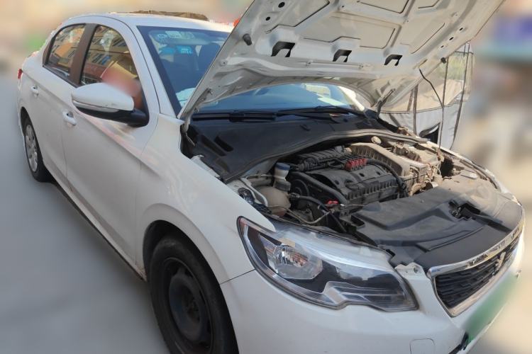 Used Peugeot 301 2018 1.6L Manual Comfort Edition Front Right 45 Deg