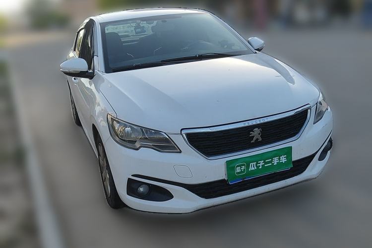 Used Peugeot 301 2018 1.6L Manual Comfort Edition Front Right 45 Deg
