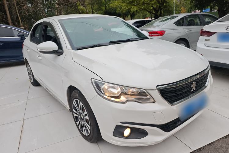 Used Peugeot 301 2018 1.6L Manual Comfort Edition Front Right 45 Deg
