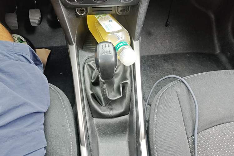 Used Peugeot 301 2018 1.6L Manual Comfort Edition Gear Lever