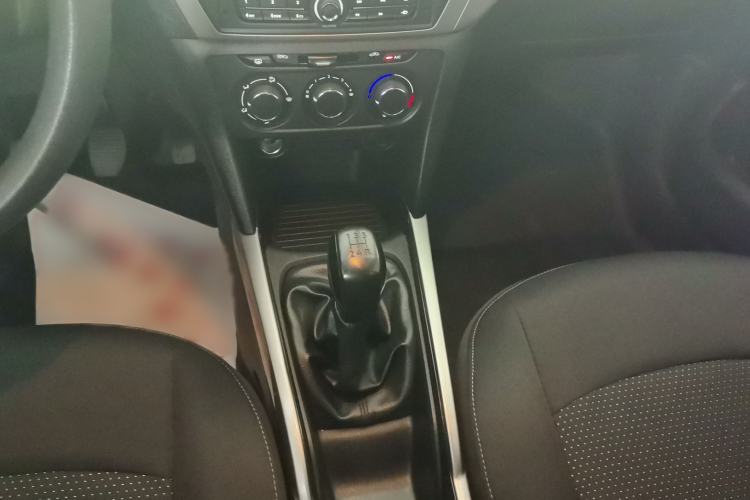 Used Peugeot 301 2018 1.6L Manual Comfort Edition Gear Lever