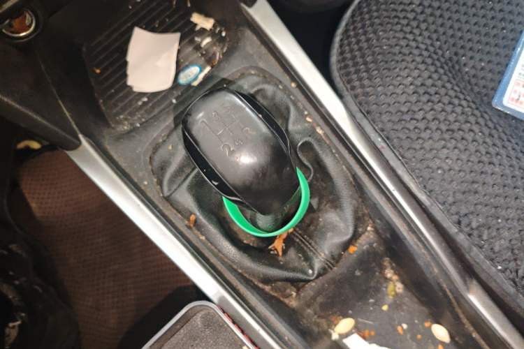 Used Peugeot 301 2018 1.6L Manual Comfort Edition Gear Lever