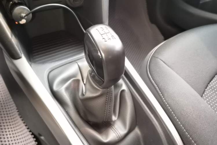 Used Peugeot 301 2018 1.6L Manual Comfort Edition Gear Lever
