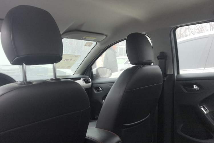 Used Peugeot 301 2018 1.6L Manual Comfort Edition Headliner