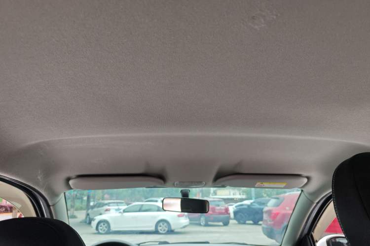 Used Peugeot 301 2018 1.6L Manual Comfort Edition Headliner