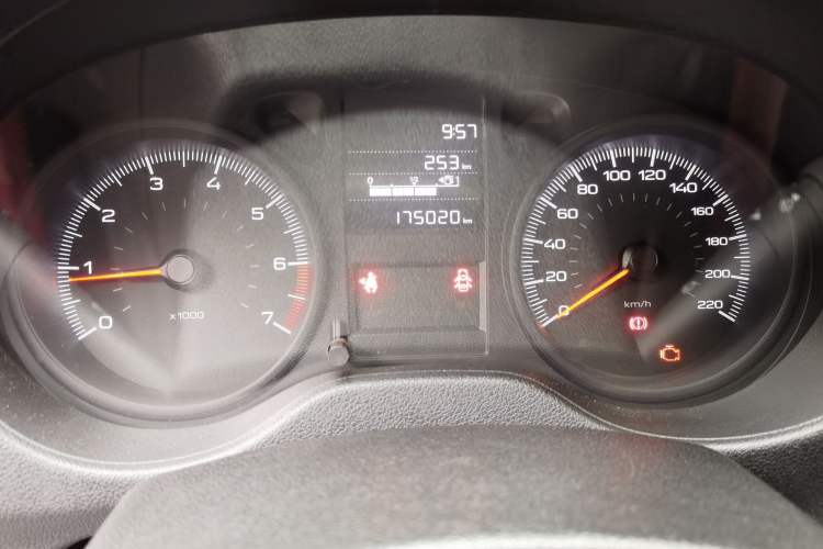 Used Peugeot 301 2018 1.6L Manual Comfort Edition Instrument Cluster