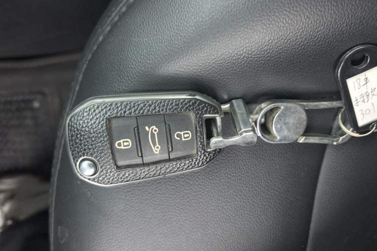 Used Peugeot 301 2018 1.6L Manual Comfort Edition Interior 1