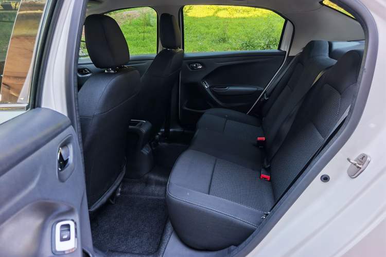 Used Peugeot 301 2018 1.6L Manual Comfort Edition Interior 2