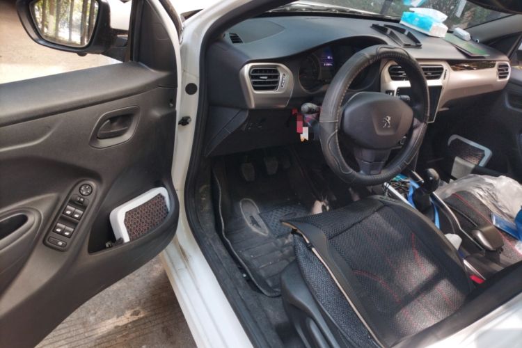 Used Peugeot 301 2018 1.6L Manual Comfort Edition Interior 3