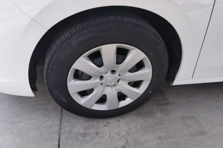 Used Peugeot 301 2018 1.6L Manual Comfort Edition Left Front Wheel Hub