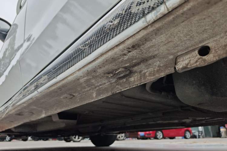 Used Peugeot 301 2018 1.6L Manual Comfort Edition Left Side Sill