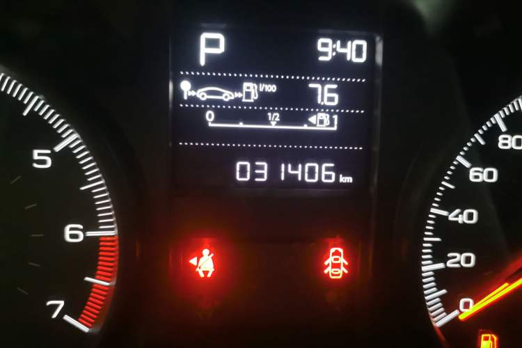 Used Peugeot 301 2018 1.6L Automatic Comfort Edition Odometer Close Up