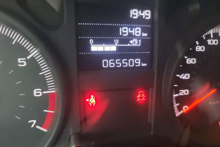 Used Peugeot 301 2018 1.6L Manual Comfort Edition Odometer Close Up