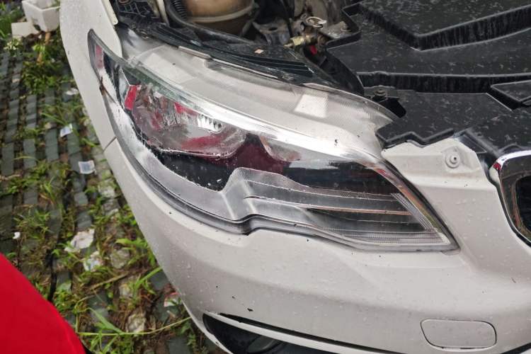 Used Peugeot 301 2018 1.6L Manual Comfort Edition Right Front Headlight