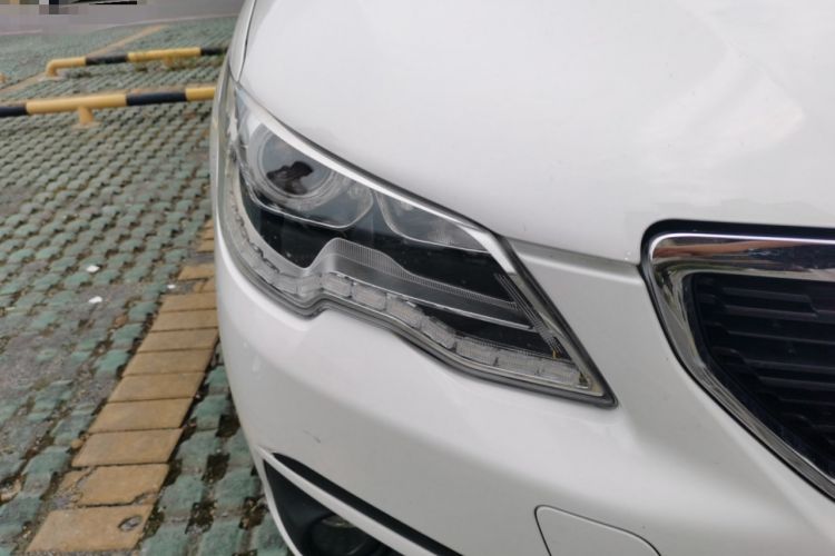 Used Peugeot 301 2018 1.6L Manual Comfort Edition Right Front Headlight