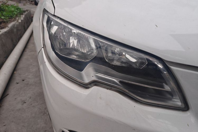 Used Peugeot 301 2018 1.6L Automatic Comfort Edition Right Front Headlight