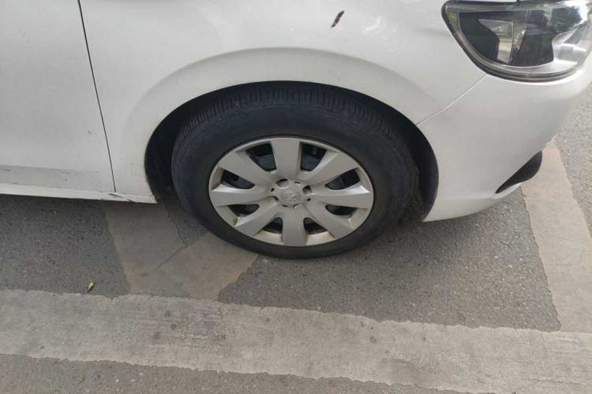 Used Peugeot 301 2018 1.6L Manual Comfort Edition Right Front Wheel Hub