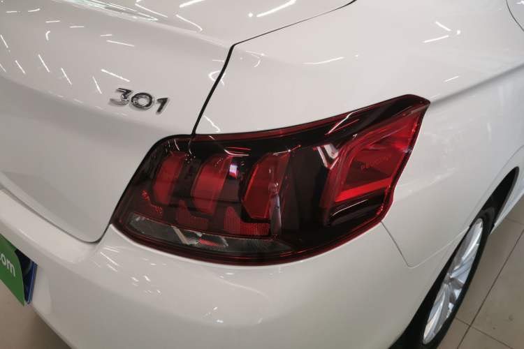 Used Peugeot 301 2018 1.6L Automatic Comfort Edition Right Rear Taillight