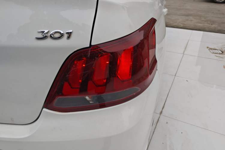 Used Peugeot 301 2018 1.6L Manual Comfort Edition Right Rear Taillight