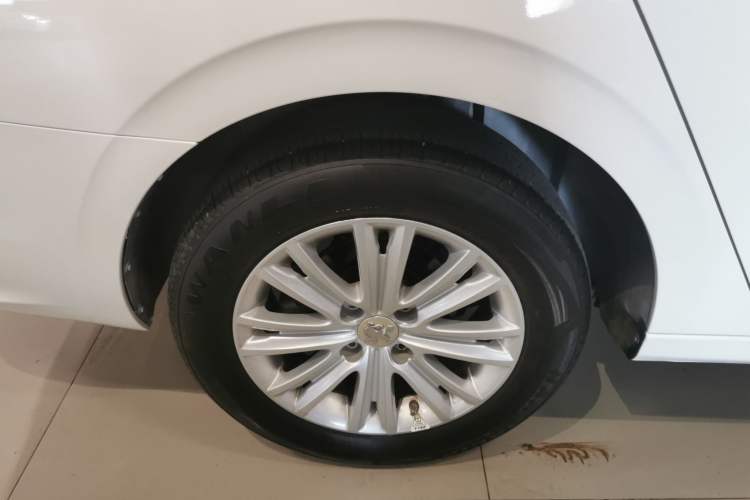 Used Peugeot 301 2018 1.6L Automatic Comfort Edition Right Rear Wheel Hub
