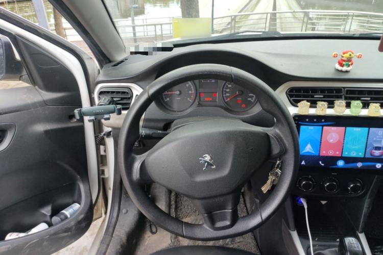 Used Peugeot 301 2018 1.6L Manual Comfort Edition Steering Wheel