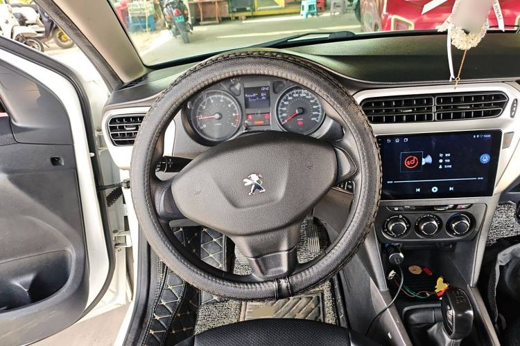 Used Peugeot 301 2018 1.6L Manual Comfort Edition Steering Wheel