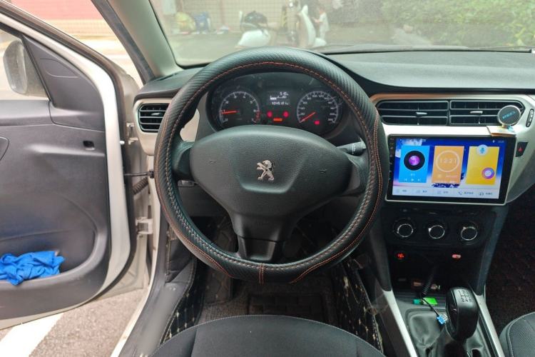 Used Peugeot 301 2018 1.6L Manual Comfort Edition Steering Wheel