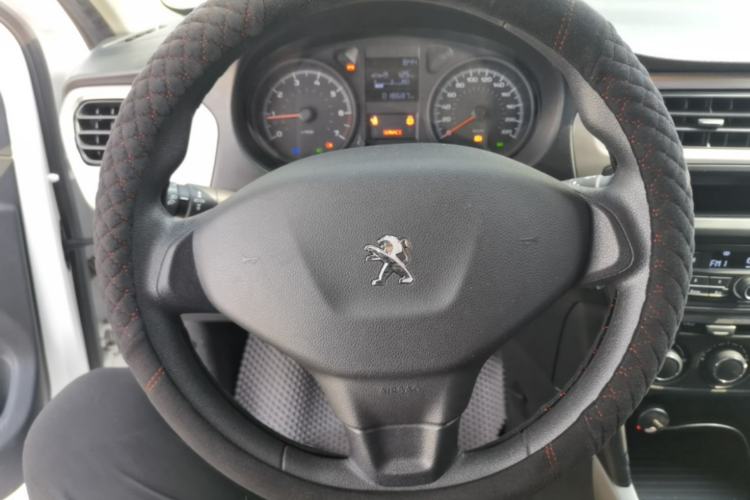 Used Peugeot 301 2018 1.6L Manual Comfort Edition Steering Wheel