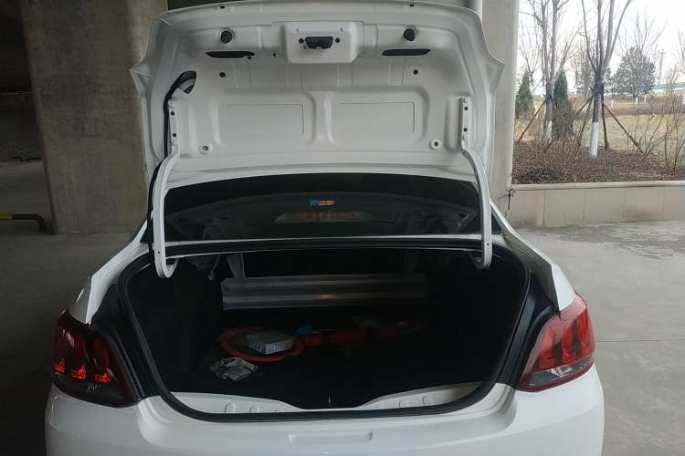Used Peugeot 301 2018 1.6L Manual Comfort Edition Trunk