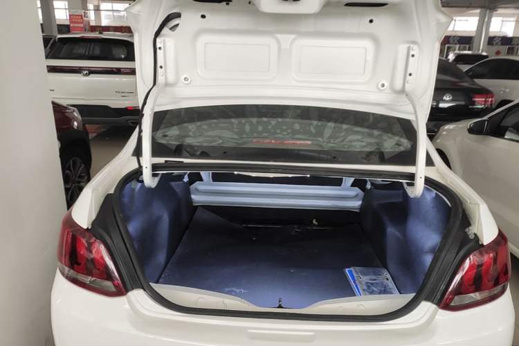 Used Peugeot 301 2018 1.6L Manual Comfort Edition Trunk