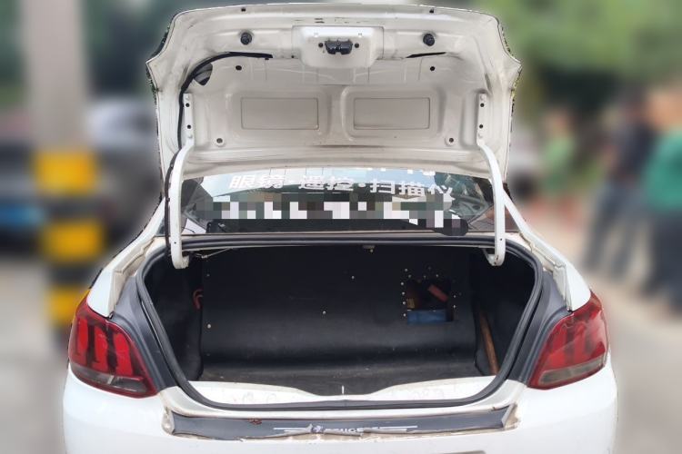 Used Peugeot 301 2018 1.6L Manual Comfort Edition Trunk