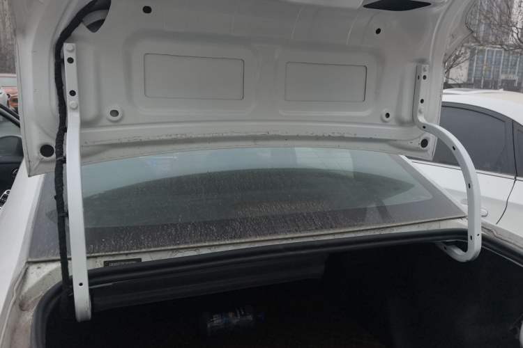 Used Peugeot 301 2018 1.6L Manual Comfort Edition Trunk
