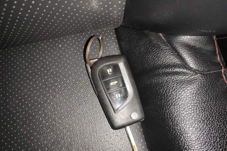 Used Peugeot 301 2018 1.6L Manual Comfort Edition Vehicle Key