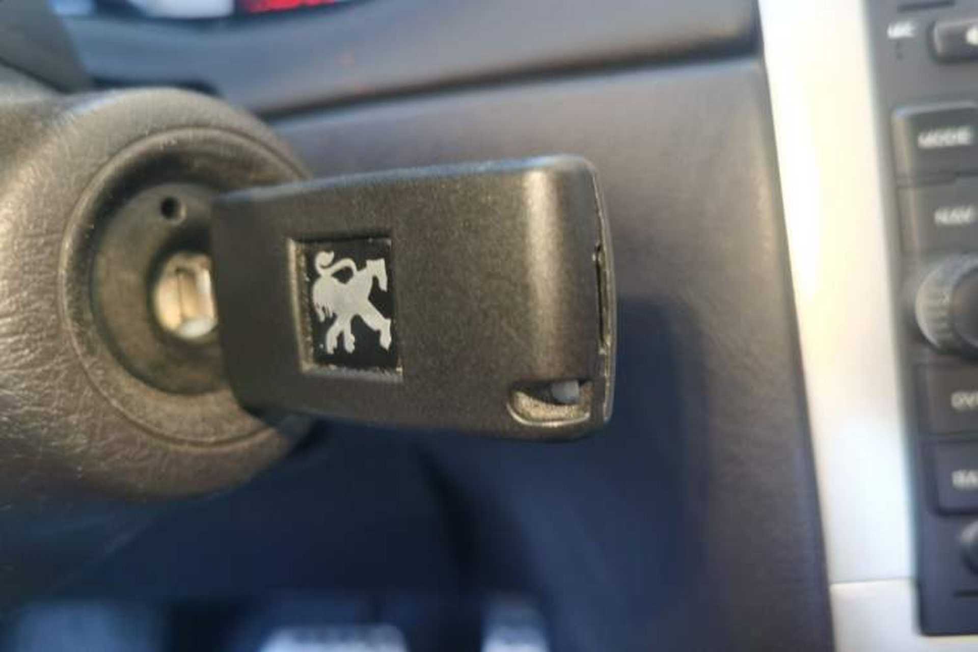 Used Peugeot 307 2013 1.6L Automatic CROSS Interior 1
