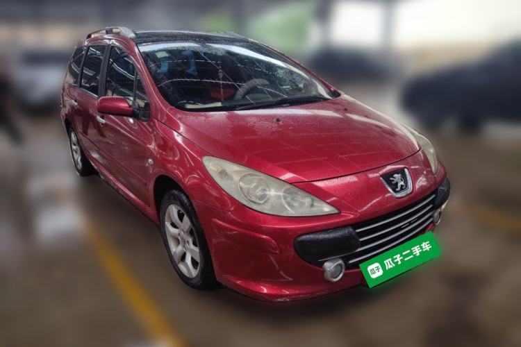 Used Peugeot 307 2005 SW 2.0 Front Right 45 Deg