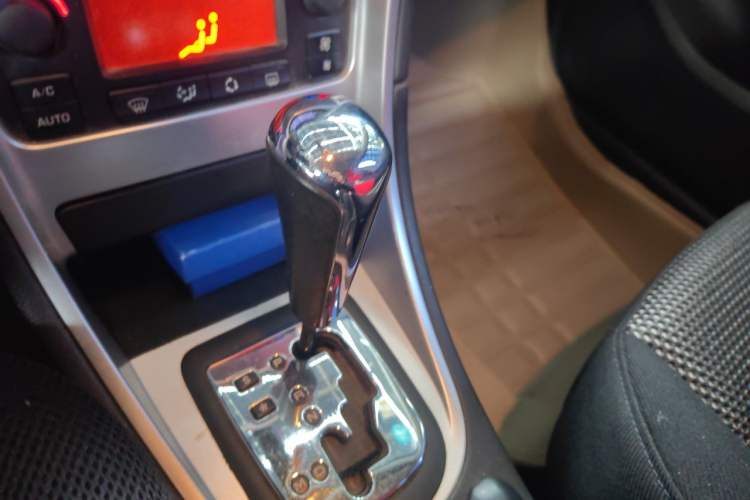 Used Peugeot 307 2005 SW 2.0 Gear Lever
