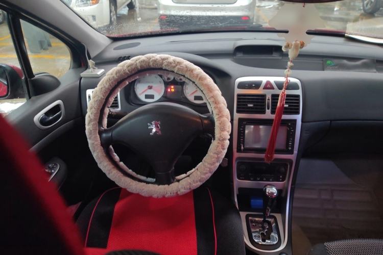 Used Peugeot 307 2005 SW 2.0 Steering Wheel