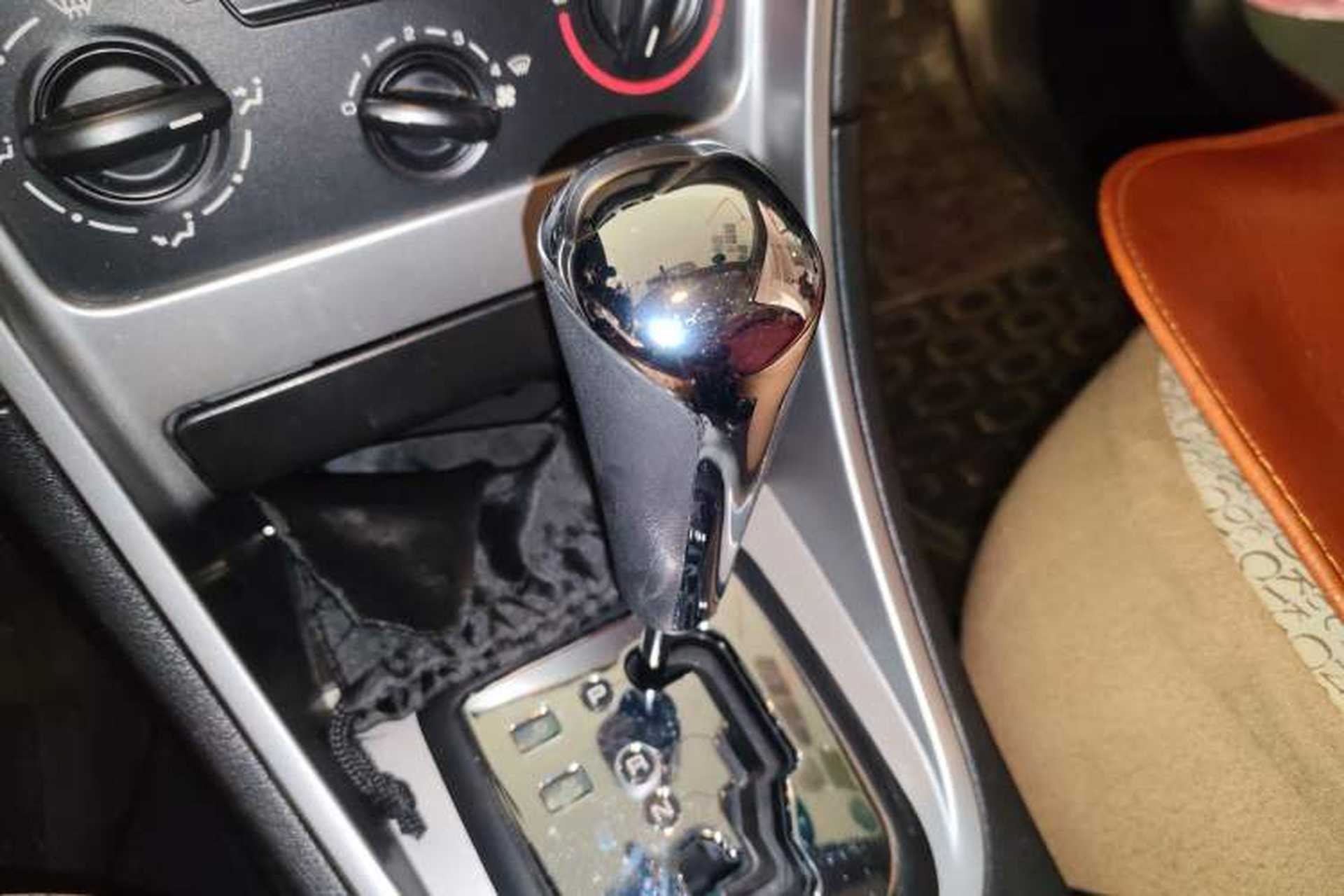 Used Peugeot 307 2006 2.0L Automatic Drive Version Gear Lever