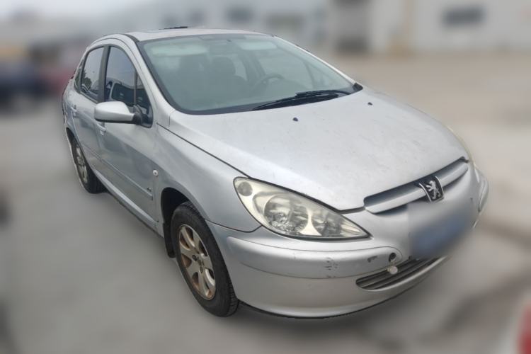 Used Peugeot 307 2007 Revised Version 2.0L Automatic Comfort Edition Front Right 45 Deg