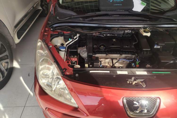 Used Peugeot 307 2007 Revised Version 1.6L Automatic Comfort Edition Engine Bay Right