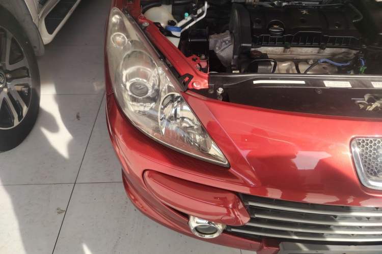 Used Peugeot 307 2007 Revised Version 1.6L Automatic Comfort Edition Right Front Headlight