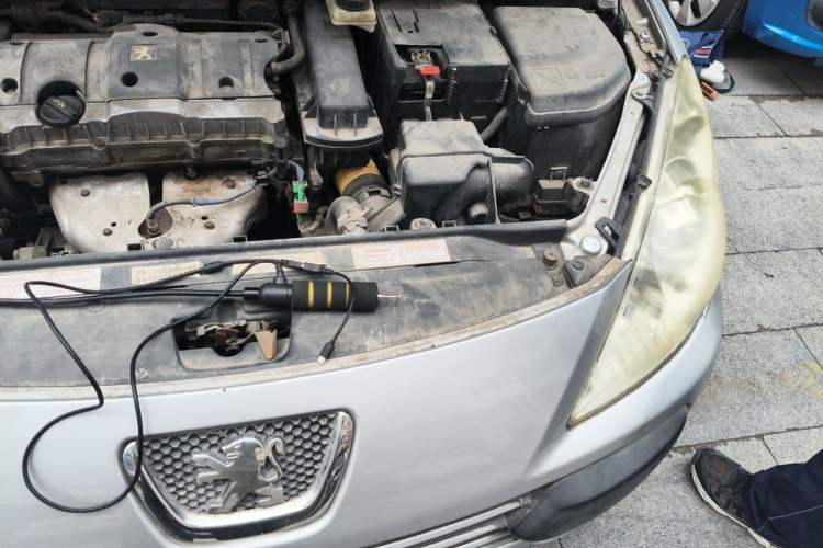 Used Peugeot 307 2007 Revised Version 1.6L Manual Luxury Edition Engine Bay Left