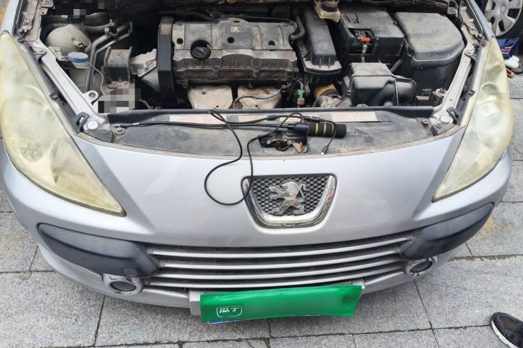 Used Peugeot 307 2007 Revised Version 1.6L Manual Luxury Edition Engine Bay