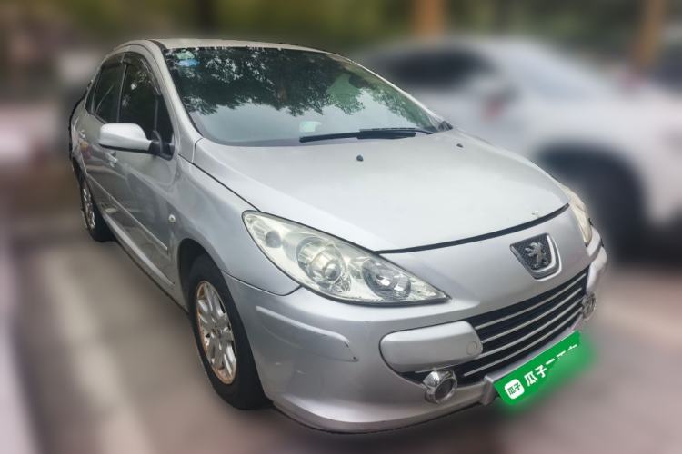 Used Peugeot 307 2007 Revised Version 1.6L Automatic Comfort Edition Front Right 45 Deg