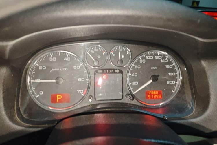 Used Peugeot 307 2007 Revised Version 1.6L Automatic Comfort Edition Instrument Cluster