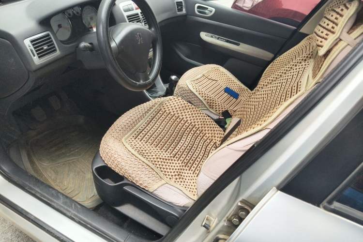 Used Peugeot 307 2007 Revised Version 1.6L Manual Luxury Edition Left Front Seat