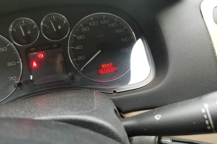 Used Peugeot 307 2007 Revised Version 1.6L Manual Comfort Edition Odometer Close Up
