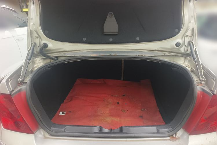 Used Peugeot 307 2007 Revised Version 1.6L Automatic Comfort Edition Trunk