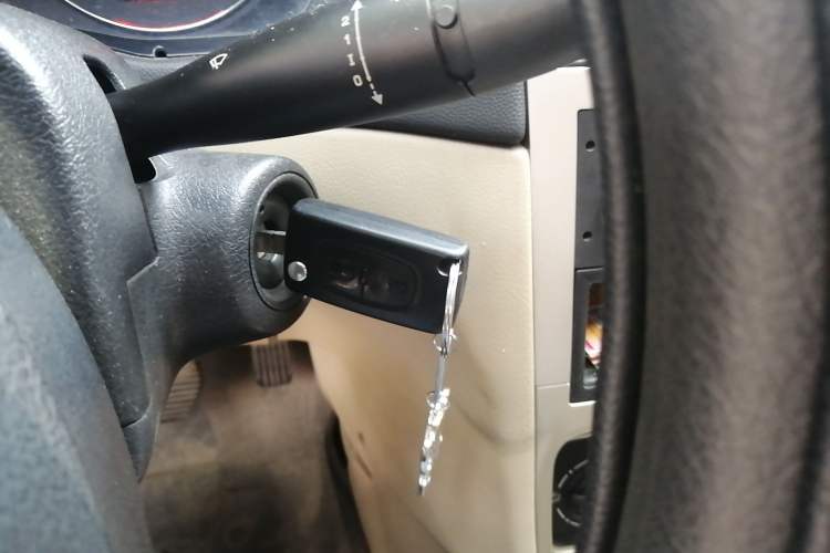 Used Peugeot 307 2007 Revised Version 2.0L Automatic Comfort Edition Vehicle Key