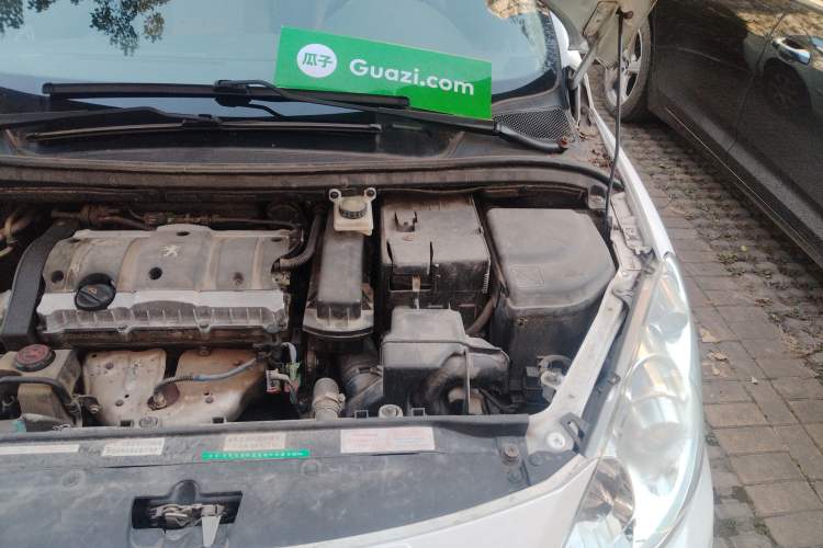 Used Peugeot 307 2007 Revised Version 1.6L Manual Comfort Edition Engine Bay Left